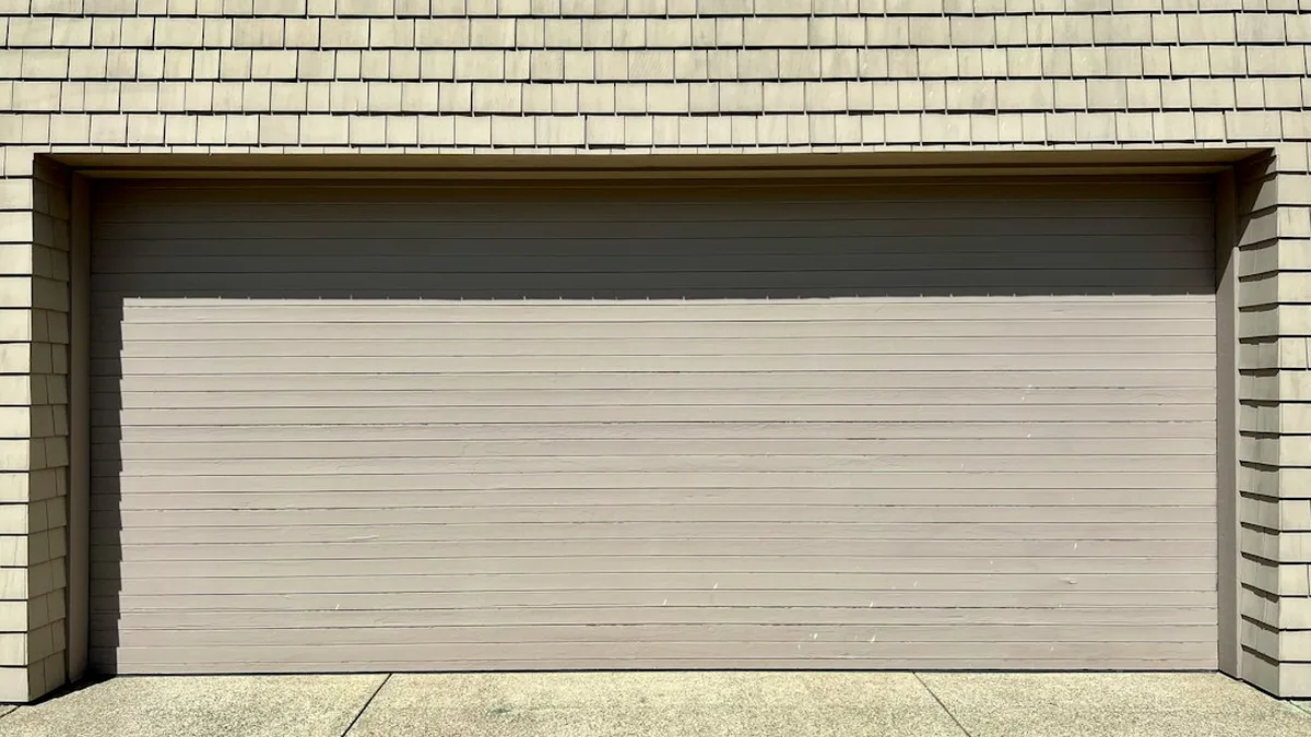 porte de garage en aluminium — Porte de garage en aluminium : mode d’emploi